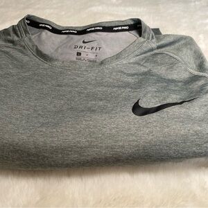 Nike Dri-Fit Size Large